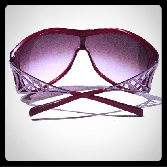 Yves Saint Laurent Accessories - {Yves Saint Laurent} Logo Initials Sunglasses